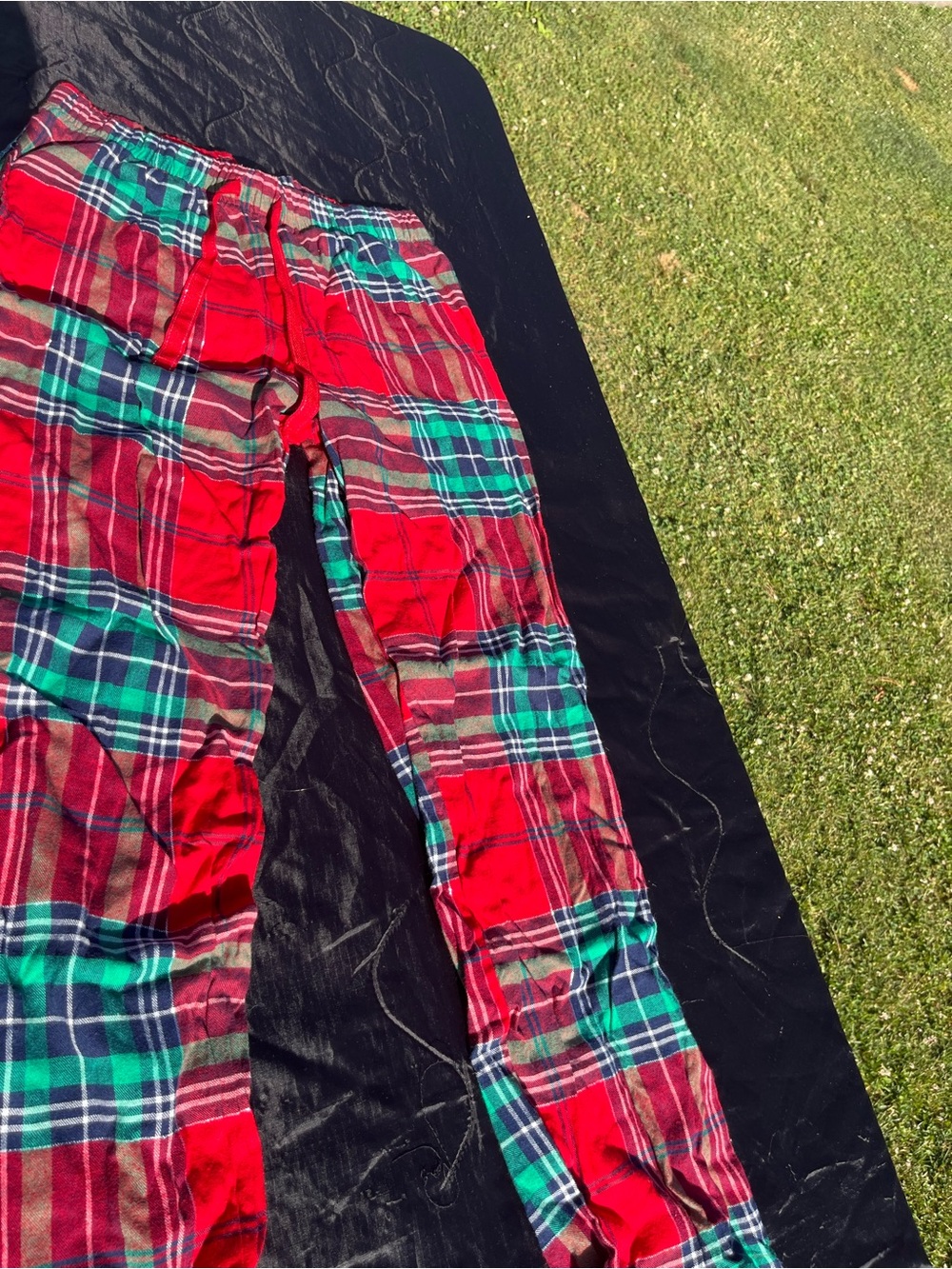 Plaid Lounge Pants - Red & Green